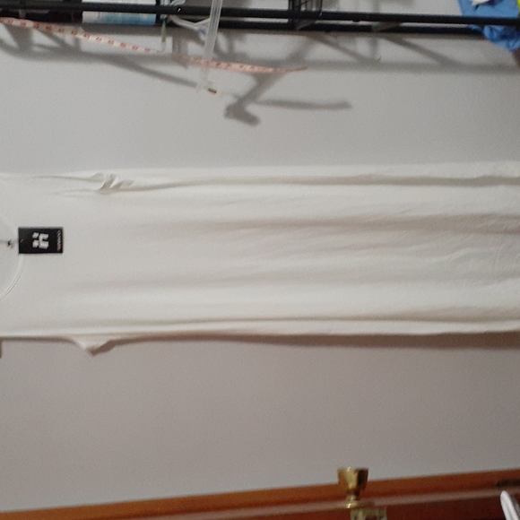 Hawalili Dresses & Skirts - Ladies dress, white, 2xl, sleeveless